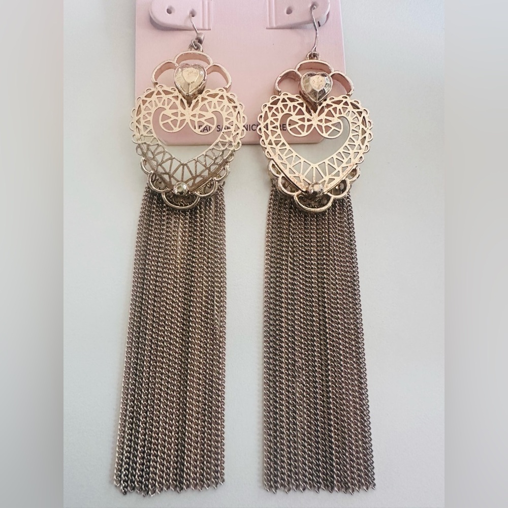 Earring - Picture 2 of 2